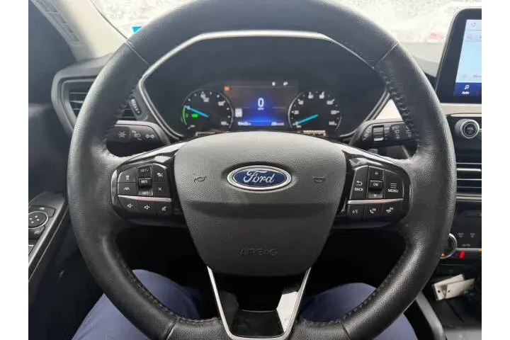 $16999 : 2021 Escape Hybrid image 4