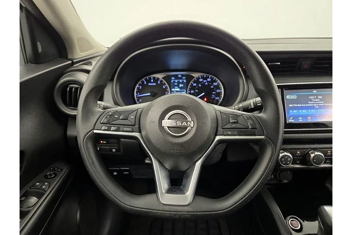 $16998 : Nissan Kicks 2022 S 4dr Cros image 10