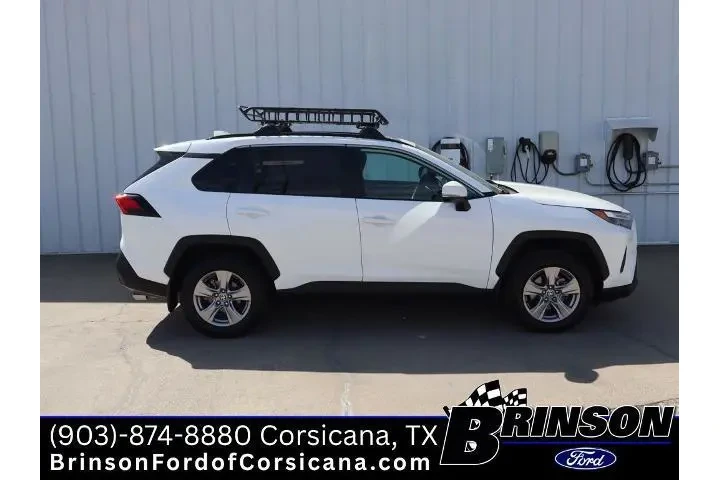 $31990 : Toyota RAV4 2024 AWD XLE 4dr image 8