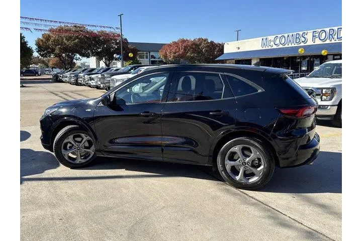 $28444 : Ford Escape 2023 ST-Line 4dr image 9