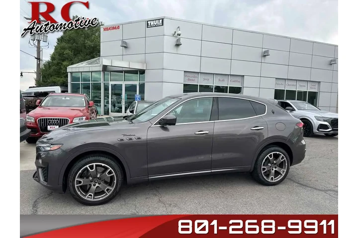 $45500 : 2022 Levante Modena image 2