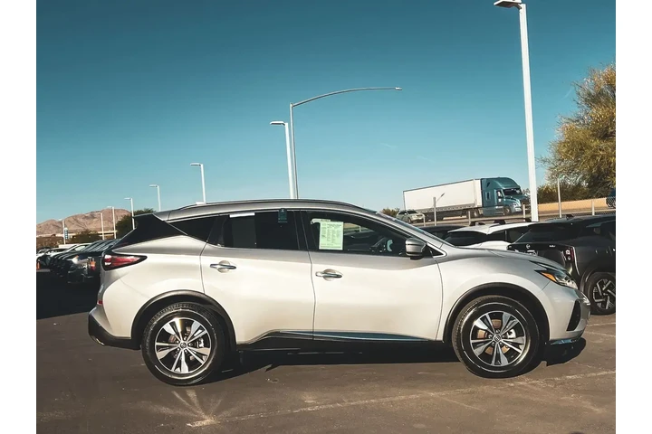 $24938 : Nissan Murano 2023 SV 4dr SU image 2