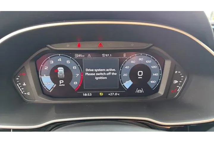$26441 : Audi Q3 2022 AWD quattro S l image 3