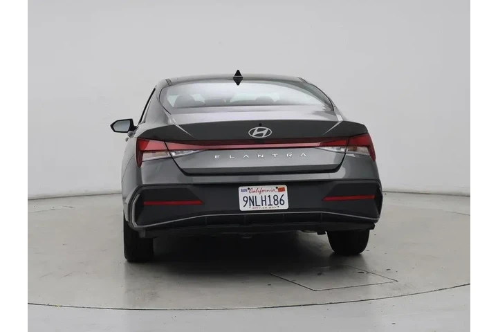 $22998 : Hyundai ELANTRA 2024 SEL 4dr image 6