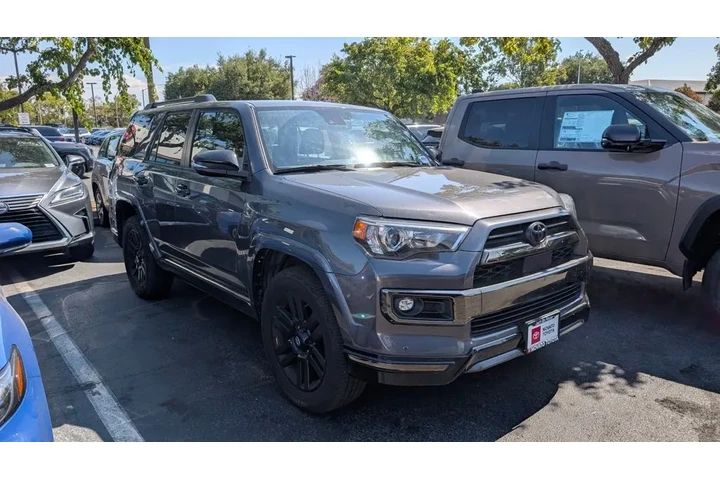 $41999 : Gold Certified2021 4Runner Ni image 6
