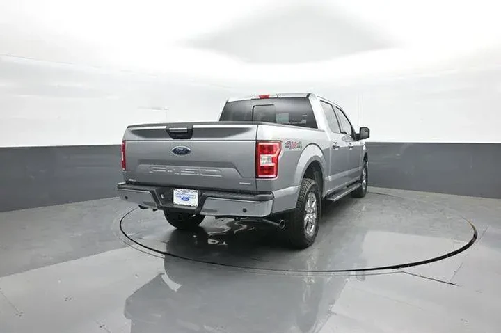 $26572 : Ford F-150 2020 4x4 Lariat 4 image 7