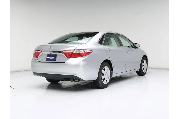 $17998 : Toyota Camry 2015 LE 4dr Sed image 8