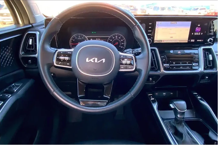 $25162 : Kia Sorento 2022 S 4dr SUV image 5