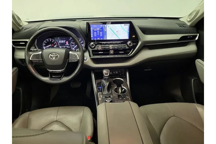 $38998 : Toyota Highlander 2021 AWD P image 9
