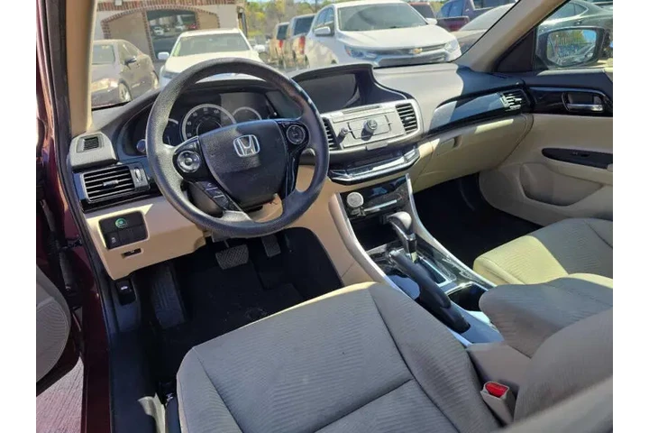 $9900 : 2016 Accord LX image 10