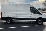 $13995 : 2018 Transit 250 Van Med. Roo thumbnail