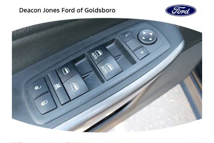 Jeep Cherokee 2019 4x4 Latit image 2