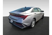 $20987 : Hyundai ELANTRA 2025 SE 4dr thumbnail
