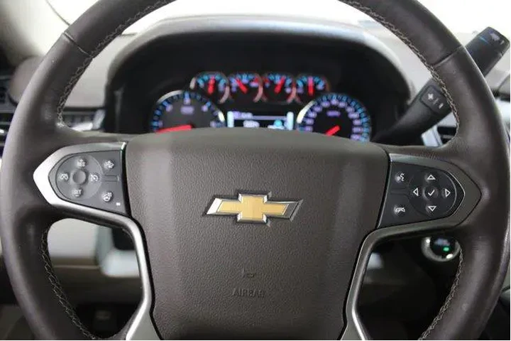 $25947 : Chevrolet Tahoe 2019 4x4 LT image 9