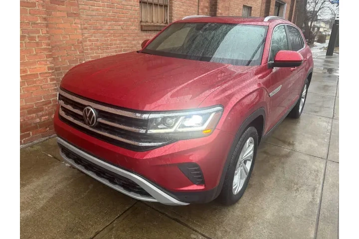 $22500 : 2020 Atlas Cross Sport V6 SEL image 1