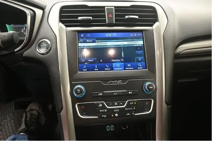 $17998 : Ford Fusion 2020 SE 4dr Seda image 9