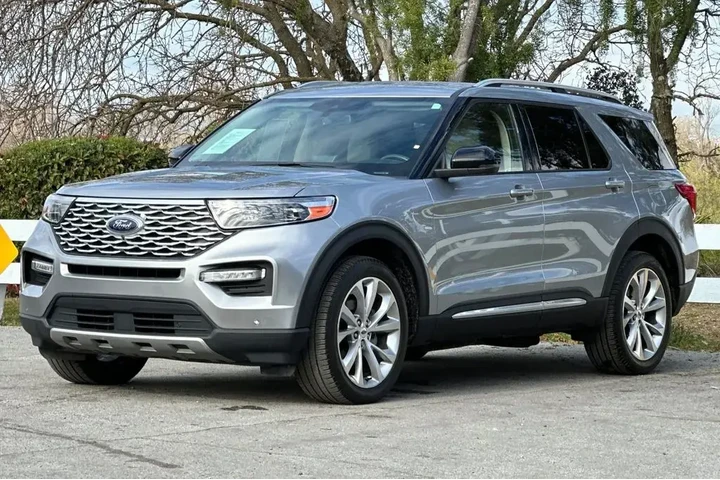 $39933 : Ford Explorer 2023 AWD Plati image 9