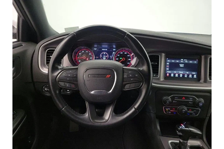 $18998 : Dodge Charger 2022 SXT 4dr S image 10
