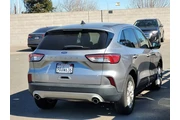 $19900 : Ford Escape 2022 SE 4dr SUV thumbnail
