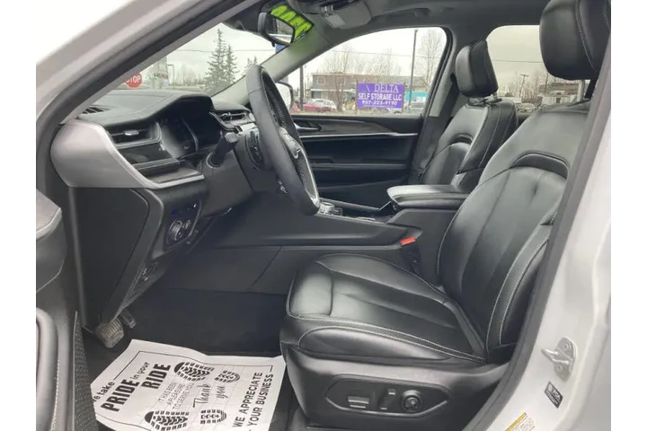 $27999 : 2023 Grand Cherokee 4xe image 10