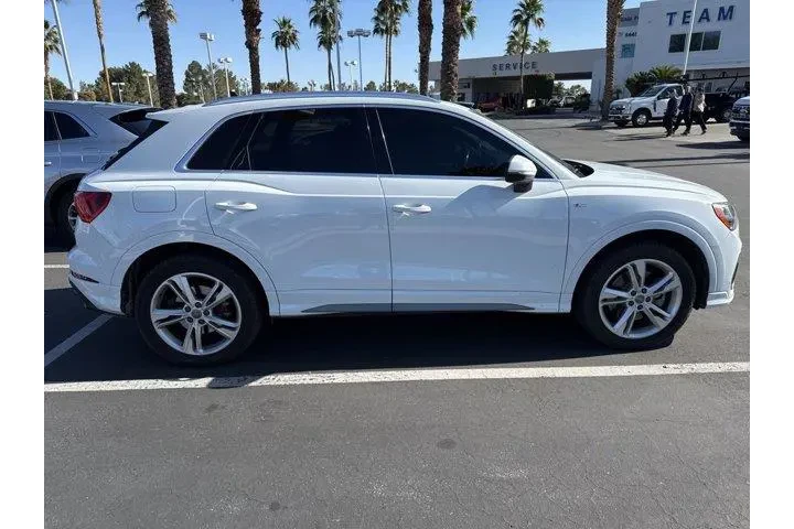 $18273 : Audi Q3 2020 AWD quattro S l image 2