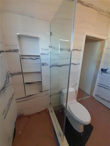 Bathroom remodeling image 8