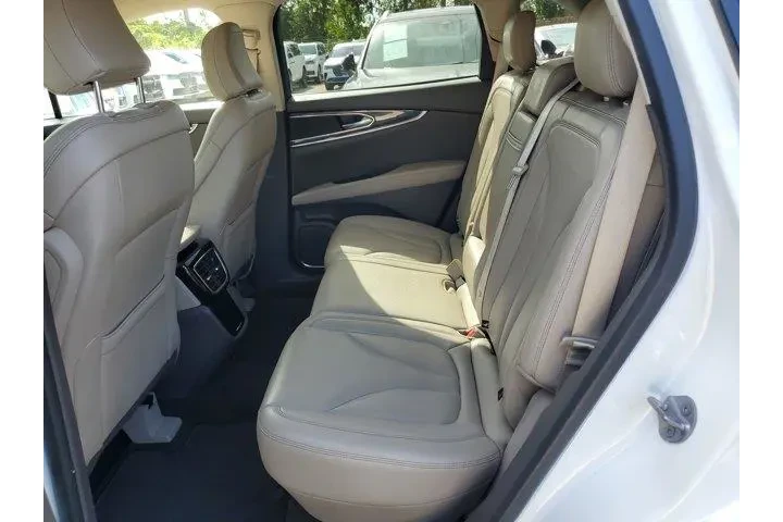 $27990 : Lincoln Nautilus 2023 Standa image 10