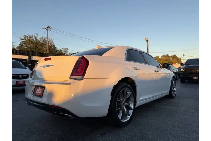 $16599 : 2015 300 C Platinum image 9