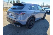 $23972 : Honda HR-V 2023 AWD Sport 4d thumbnail