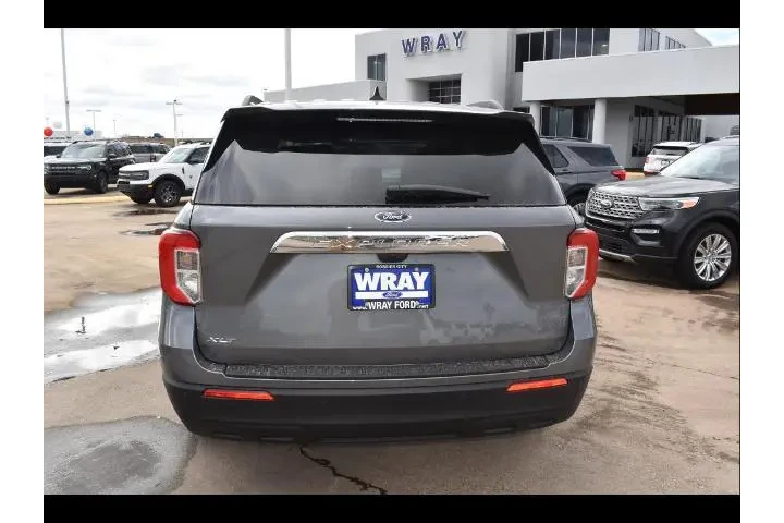 $39995 : Ford Explorer 2023 XLT 4dr S image 3