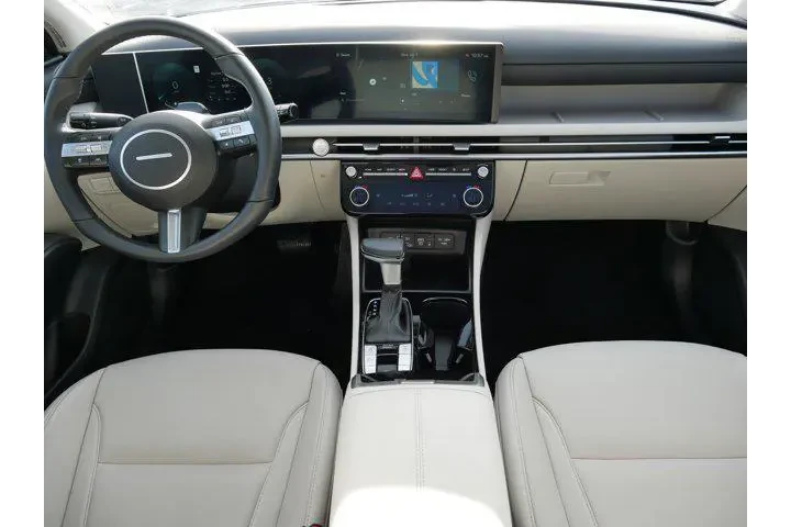 $31000 : Hyundai TUCSON 2025 AWD SEL image 10