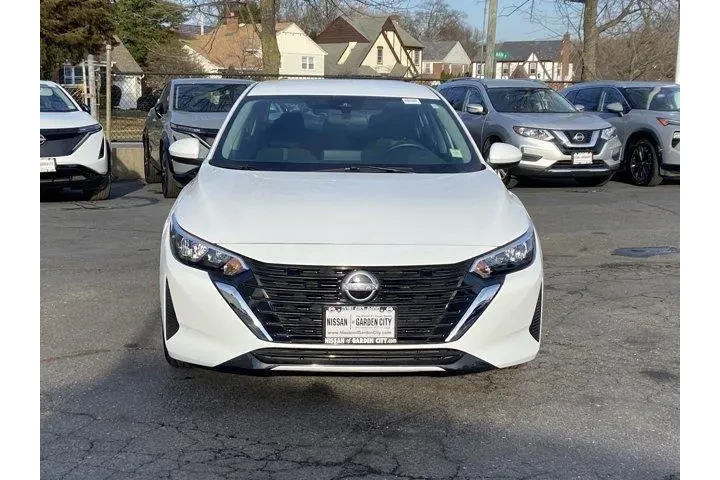 $16495 : Nissan Sentra 2025 SV 4dr Se image 2