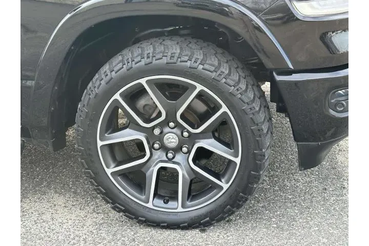 $31966 : Ram 1500 2019 4x4 Laramie 4d image 10