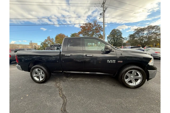 $22999 : 2017 RAM 1500 Big Horn/Lone S image 5