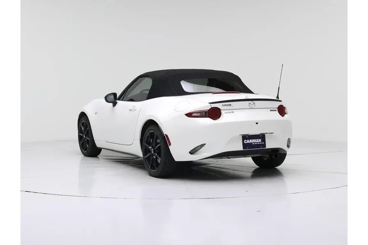 $28998 : Mazda MX-5 Miata 2023 Club 2 image 2