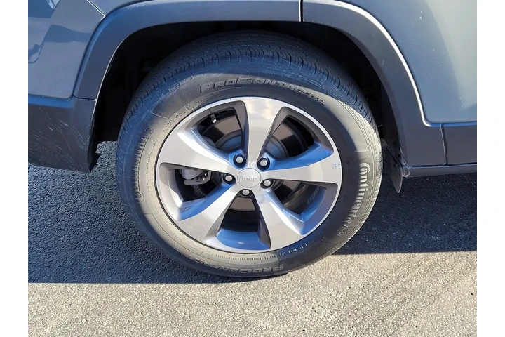 $18489 : Jeep Cherokee 2020 4x4 Limit image 10