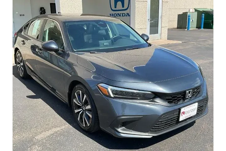 Honda Civic 2024 EX-L 4dr Ha image 3