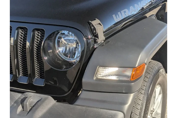 $29995 : Jeep Wrangler 2023 4x4 Sport image 9