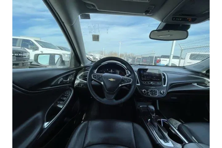 $21559 : Chevrolet Malibu 2024 LT 4dr image 5