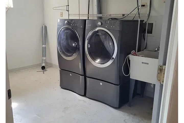 $2200 : HOUSE FOR RENT IN CHICAGO IL image 2