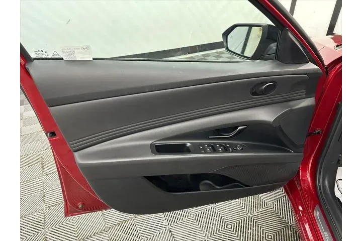 $23884 : Hyundai ELANTRA Hybrid 2025 image 10