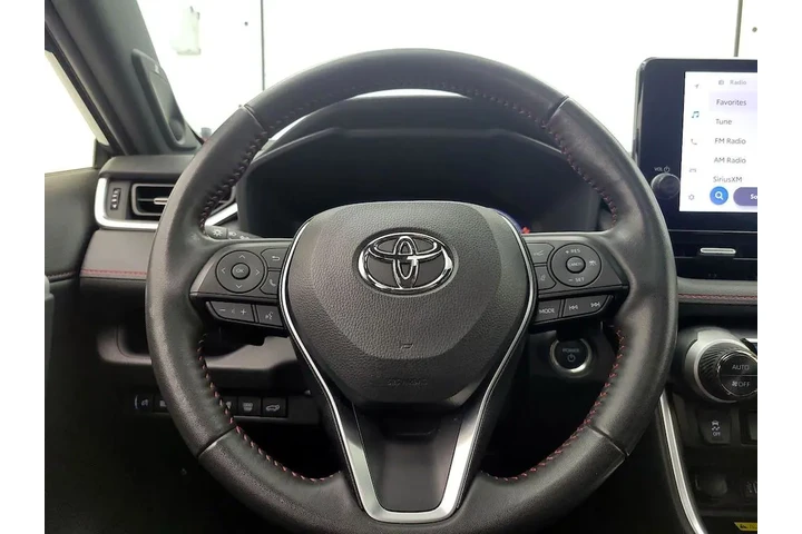 $39998 : Toyota RAV4 Prime 2024 AWD X image 10