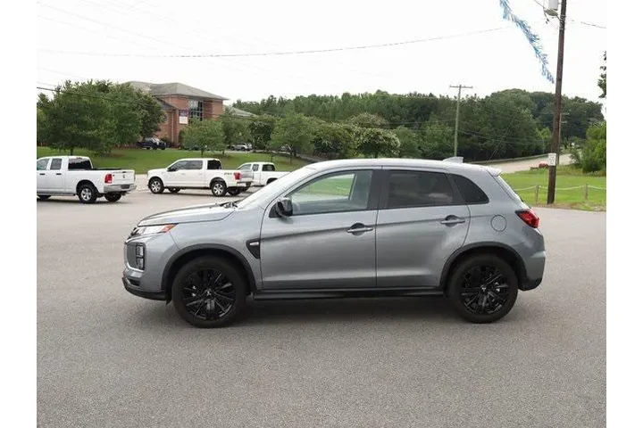 $17502 : Mitsubishi Outlander Sport 2 image 4