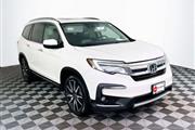 $22559 : PRE-OWNED 2019 HONDA PILOT TO thumbnail