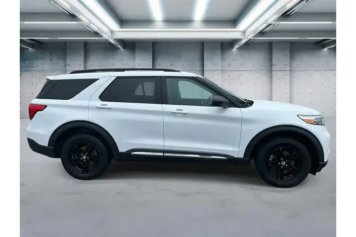 $18795 : Ford Explorer 2021 AWD XLT 4 image 3