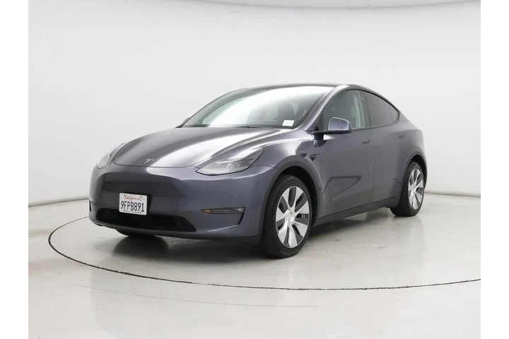 $37998 : Tesla Model Y 2023 AWD Long image 4