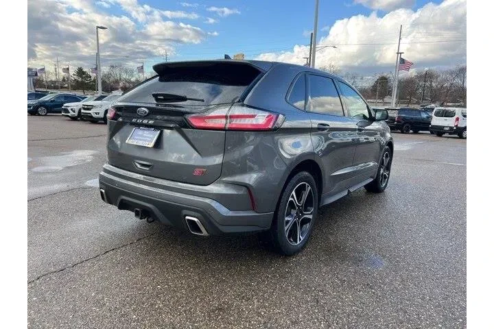 $27822 : Ford Edge 2023 AWD ST 4dr Cr image 4