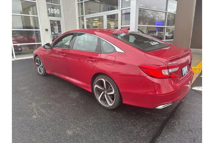 $17995 : Honda Accord 2019 Sport 4dr image 2