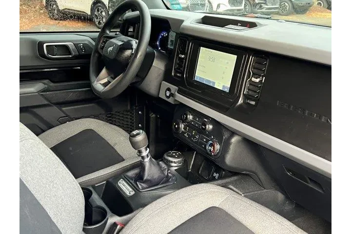 $32991 : Ford Bronco 2022 4x4 Base 2d image 10