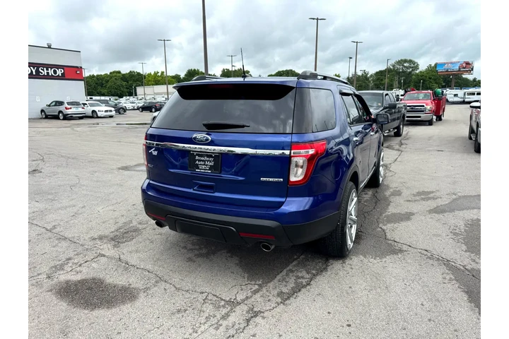 $7980 : 2014 Explorer FWD 4dr XLT image 2